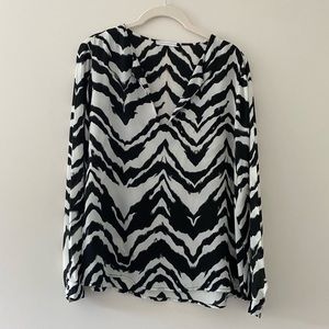 Three Eighty Two Shirt Medium Black and White